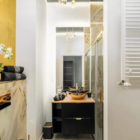 Hanza Tower 5 Stars Apartament